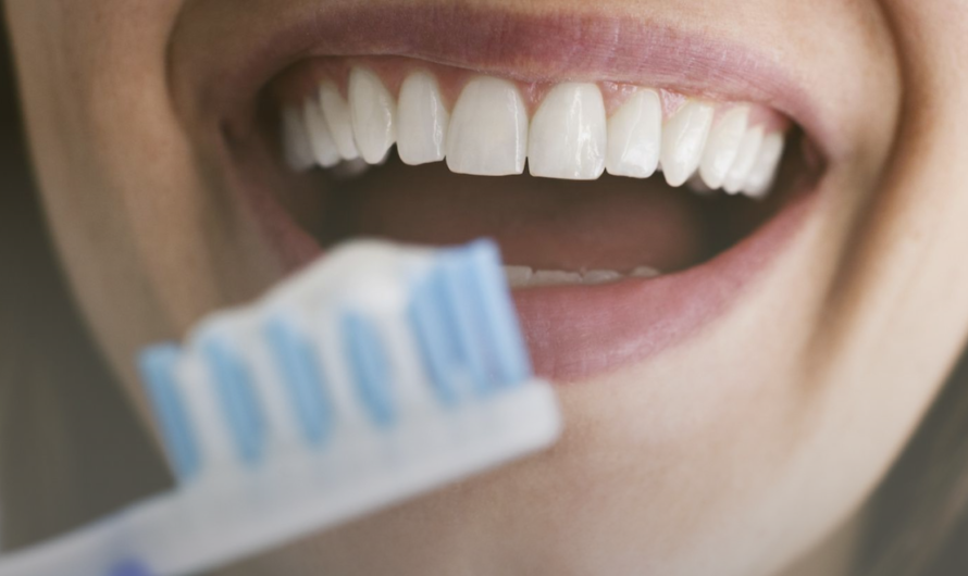 How to Clean Your Teeth with Baking Soda? A Step-by-Step Guide