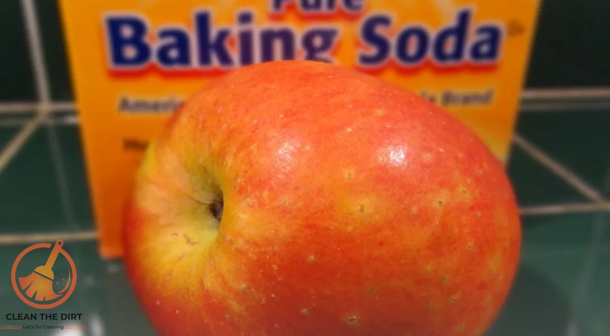 How to Clean Apples with Baking Soda