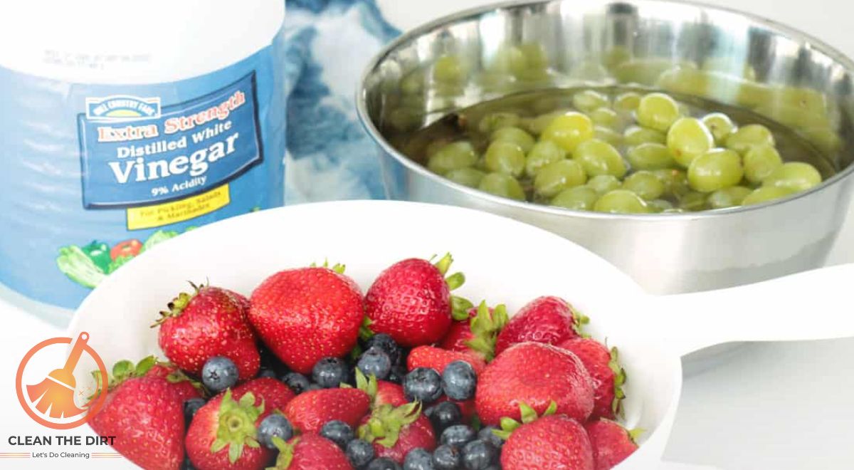 How to Clean Fruit With Baking Soda and Vinegar? How to Clean Fruits With Baking Soda and Vinegar